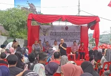 Safari Ramadan, Deddy Sitorus Bagikan Ratusan Paket Sembako