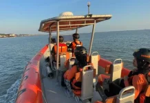 Long Boat Dihantam Badai, Dua Orang Hilang
