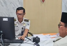 Pengurusan Paspor di Hari Libur Lebaran Tembus 152 Pemohon