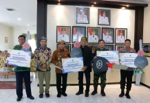 Pemprov Hibahkan Kendaraan Operasional