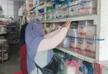 Kenaikan Harga Plastik Mulai Dikeluhkan