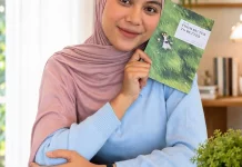 Penulis Kampung Sarinah Tembus Gramedia lewat “From Bitter To Better”