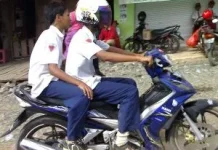 Pelajar Wajib Memiliki SIM sebelum Berkendaraan