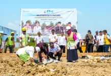 Gubernur Letakkan Batu Pertama Revitalisasi SMAN 2 Tanjung Selor