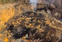 Batu Bara di Pantai Amal Lama Dikeruk hingga Kedalaman 2 Meter