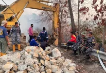 Kolaborasi Instansi, Tangani Coal Seam Fire di Jalan Pantai Amal Lama