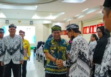 Gubernur Tegaskan Pendidikan Tak Boleh Timpang