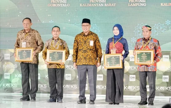 Kaltara Raih Pengharagaan Anugerah Adinata Syariah