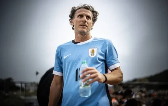 Diego Forlan Ditunjuk Menjadi Pelatih Baru Timnas Uruguay