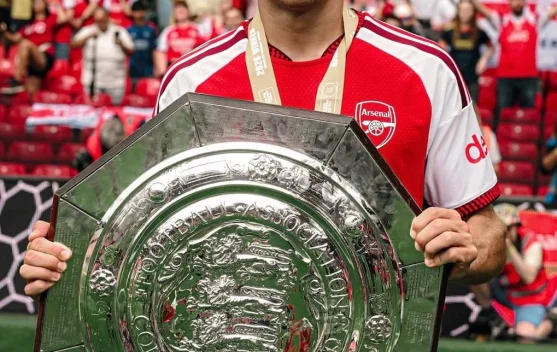 Mengenal Christos Tzolis, Winger Muda Baru Andalan Arsenal