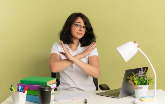 Cara Menolak Ajakan tanpa Menyinggung Perasaan Orang Lain