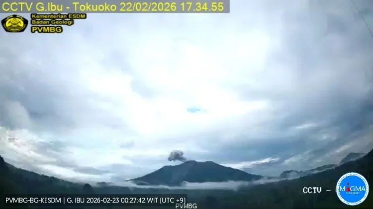Sehari, Gunung Ibu Erupsi 120 Kali