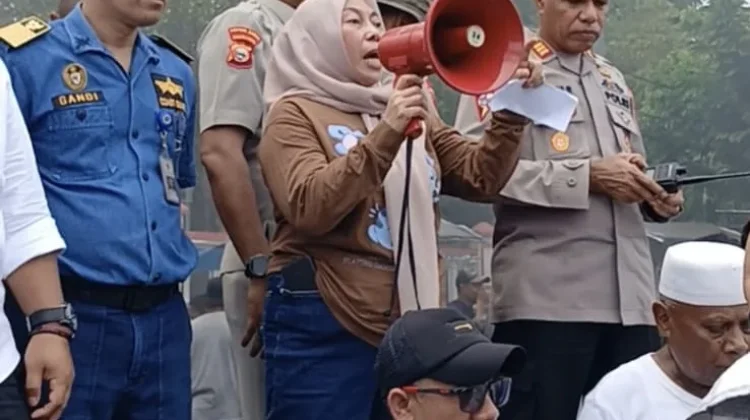 Sartini Hanafi Perjuangkan Aktivitas Dermaga Dufa-Dufa Ternate