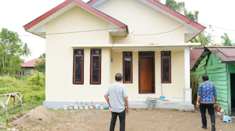 Program Sosial Pemkab Halteng Sentuh Warga Disabilitas