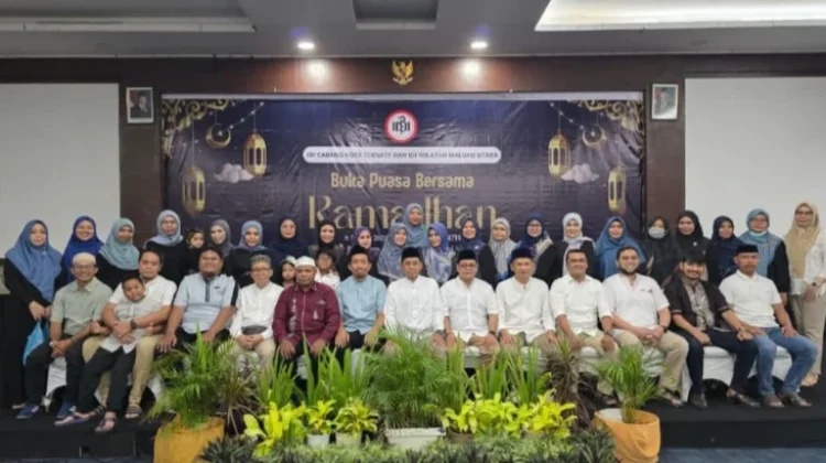 IDI Cabang Kota Ternate dan IDI Wilayah Maluku Utara Gelar Bakti Sosial