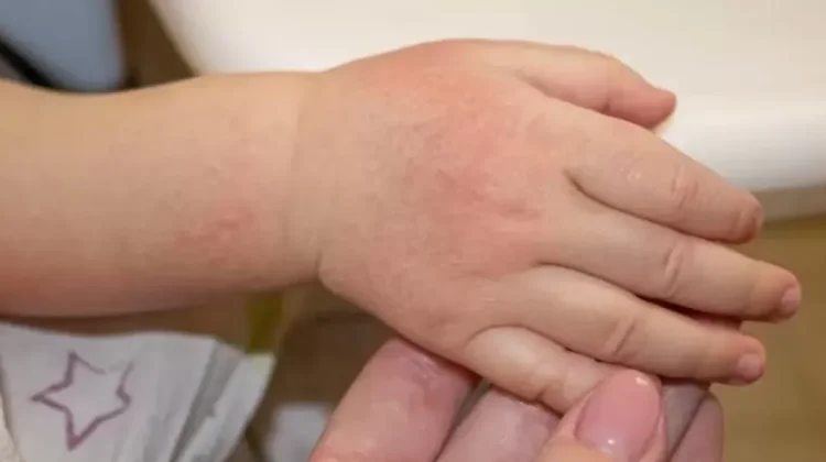 Kemenkes: Jangan Asal Sentuh Bayi di Moment Lebaran