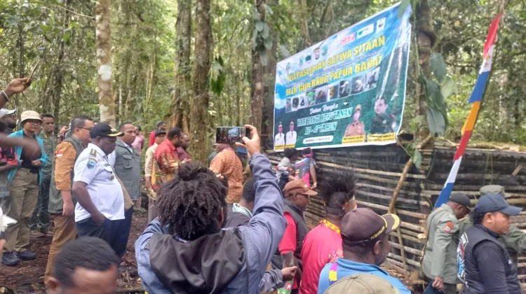 Polairud Malut Dapat Penghargaan Gubernur Papua Barat