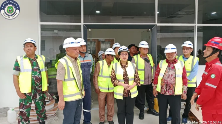 Wagub Malut Letakkan Batu Pertama Mushola SMAN 1 Taliabu