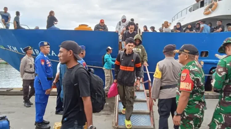 Polres Kepsul Amankan Miras Ilegal di Pelabuhan Sanana