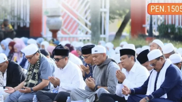 Pererat Silaturahmi, Dandim 1505/Tidore Salat Idul Fitri Bersama Forkopimda