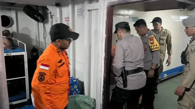 Pengamanan Keberangkatan Kapal di Pelabuhan Babang Berjalan Aman