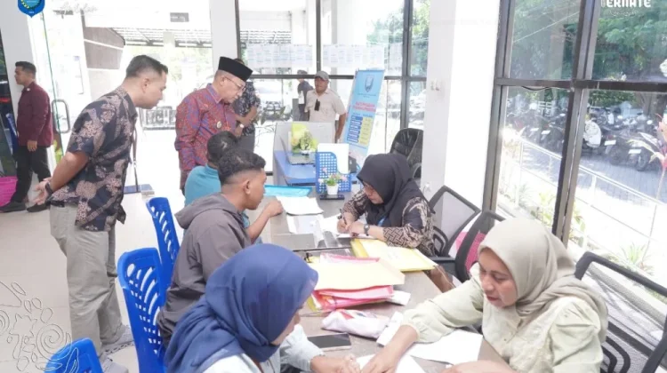 Wali Kota Ternate Pastikan Pelayanan Publik Kembali Optimal