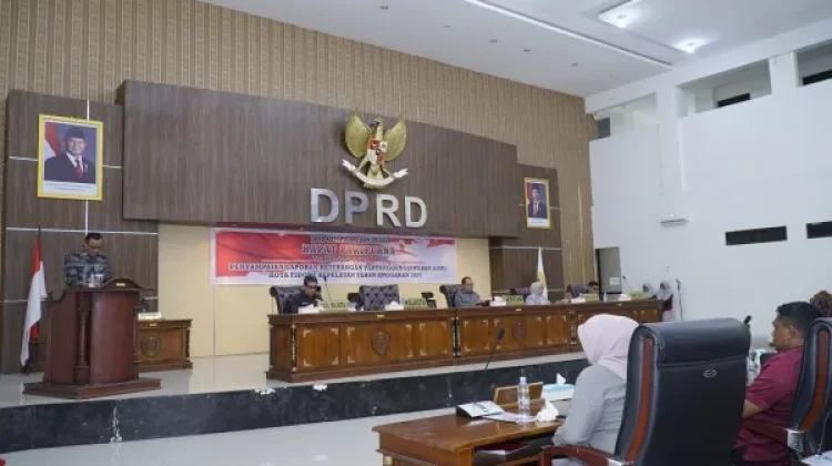 Wali Kota Tidore Sampaikan LKPJ 2025 pada Paripurna DPRD