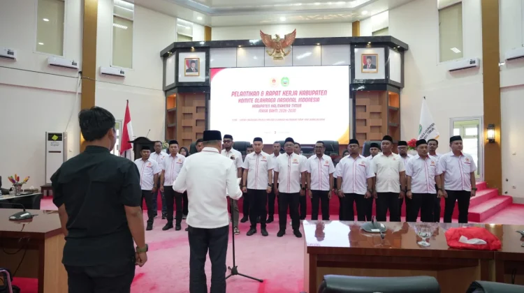 Sarbin Sehe Lantik Ketua dan Pengurus KONI Haltim 2026-2030