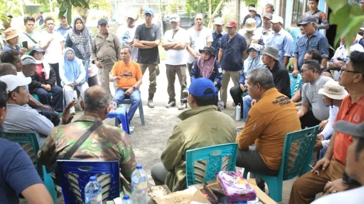 Bupati Halteng Tatap Muka Warga Sibenpopo Bahas Pemulihan Pascakonflik