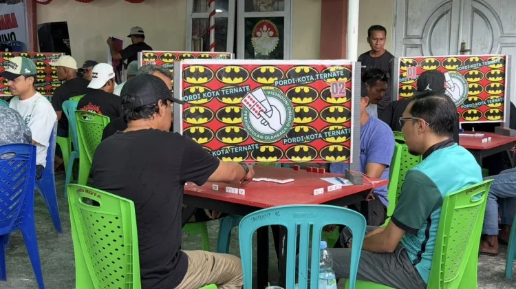 Ratusan Peserta Ramaikan Turnamen Domino Gardu Santana Ternate