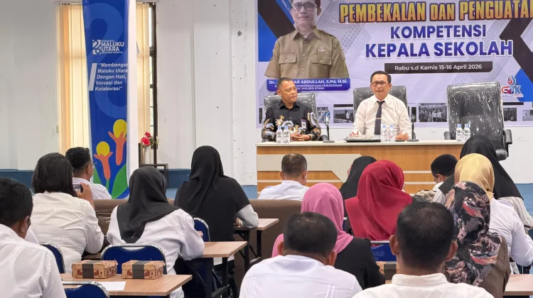 Dikbud Malut Beri Pembekalan 27 Kepsek usai Dilantik
