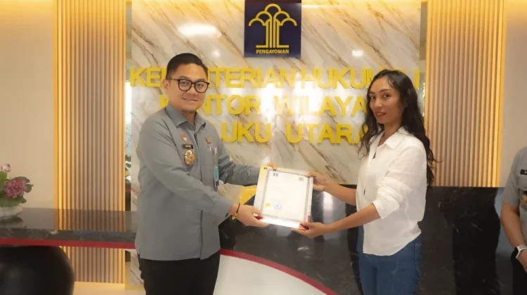 Warga Malut Kini Mudah Urus Dokumen ke Luar Negeri
