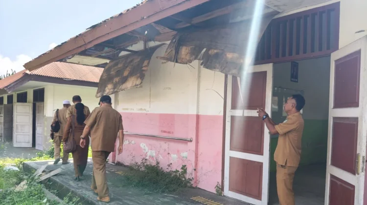 Kadikbud Gerak Cepat Mitigasi Dampak Erupsi Dukono di SLB Negeri Tobelo