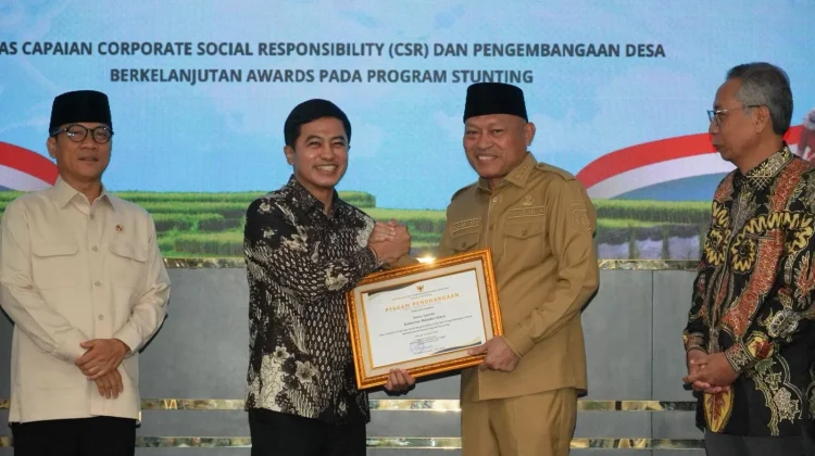 Gubernur Sherly Raih CSR dan PDB Awards 2026
