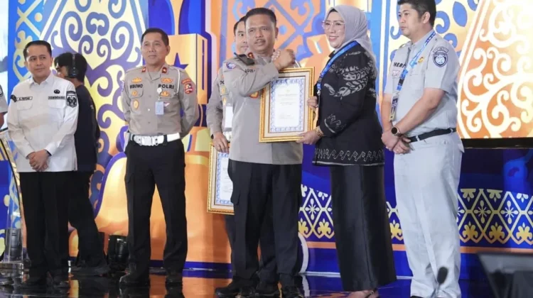 Pembina Samsat Malut Raih Penghargaan Inovasi Pelayanan Samsat Terbaik 2026