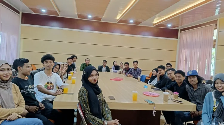 Sinergi Baru FIB Unkhair: Wakil Dekan III Gelar Rapat Perdana Bersama Ormawa