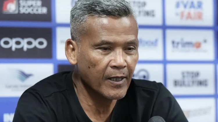 Kalah Lagi, Eksistensi Hendri Susilo di Malut United Diragukan