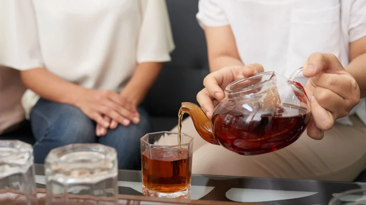 Kapan Waktu Terbaik Minum Teh? Ini Penjelasannya