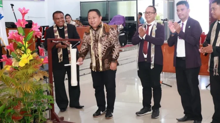 Sekda Ternate Buka Konferda AMGPM, Tekankan Persatuan Pemuda