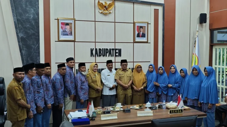 Wakili Bupati, 12 JCH Halmahera Tengah Dilepas Sekda