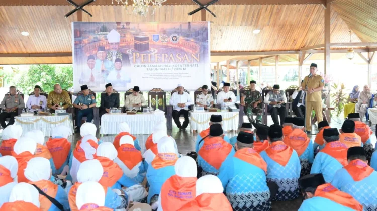 Wali Kota Ternate Lepas 568 Calon Jamaah Haji