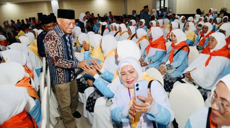 Haru dan Bahagia, Ratusan JCH Malut Resmi Dilepas Wagub