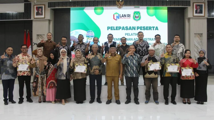 Sekprov Malut Lepas Peserta PKA, Irmon Raih Majalah Terbaik