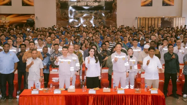 Bupati Haltim Hadiri IWIP Award Ke-4 pada May Day 2026