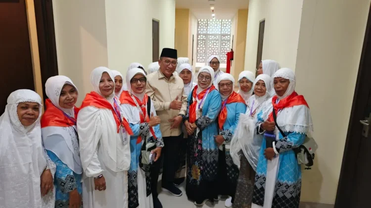 Wali Kota Ternate Tinjau JCH di Embarkasi Sudiang Makassar