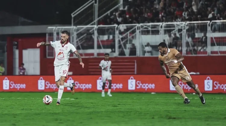 Tyronne Del Pino Koleksi 10 Gol, 12 Assist