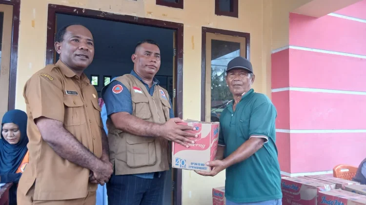 BPBD Tidore Salurkan Sembako ke Korban Gempa Bumi