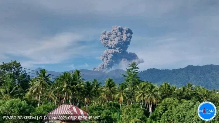 Gunung Dukono Erupsi, Masyarakat Diminta Hindari Radius Empat Kilometer