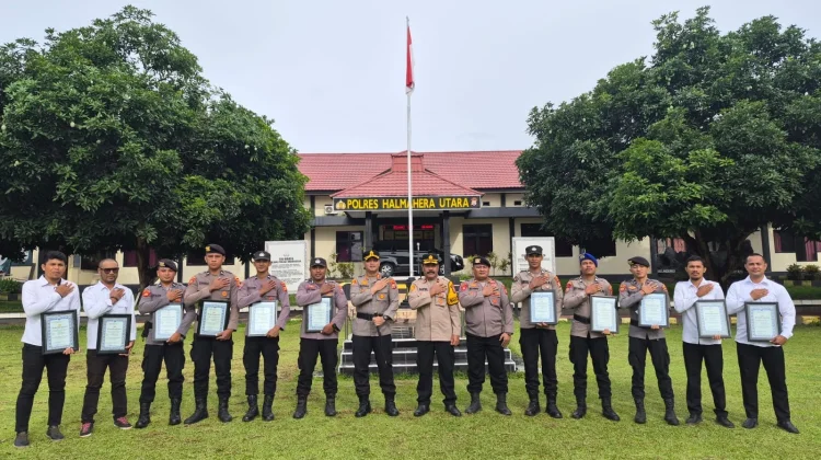 Personel Evakuasi Korban Erupsi Dukono hingga Prestasi Dapat Reward Kapolres
