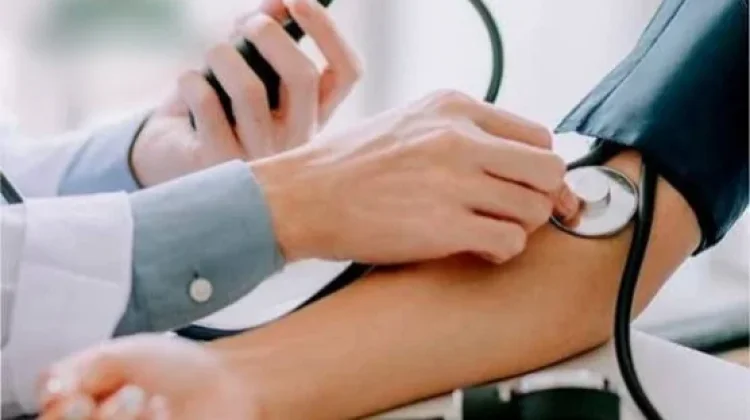 Sembilan Dokter Siap Layani Pengobatan Gratis Masyarakat di Sula